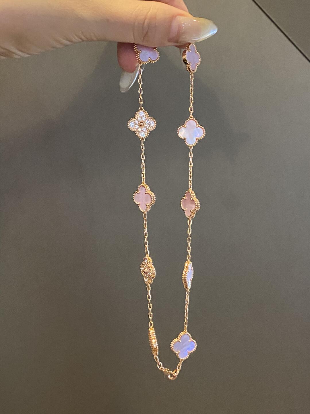 [Kismet Jewels ]CLOVER 10 MOTIFS DIAMOND PINK MOP NECKLACE