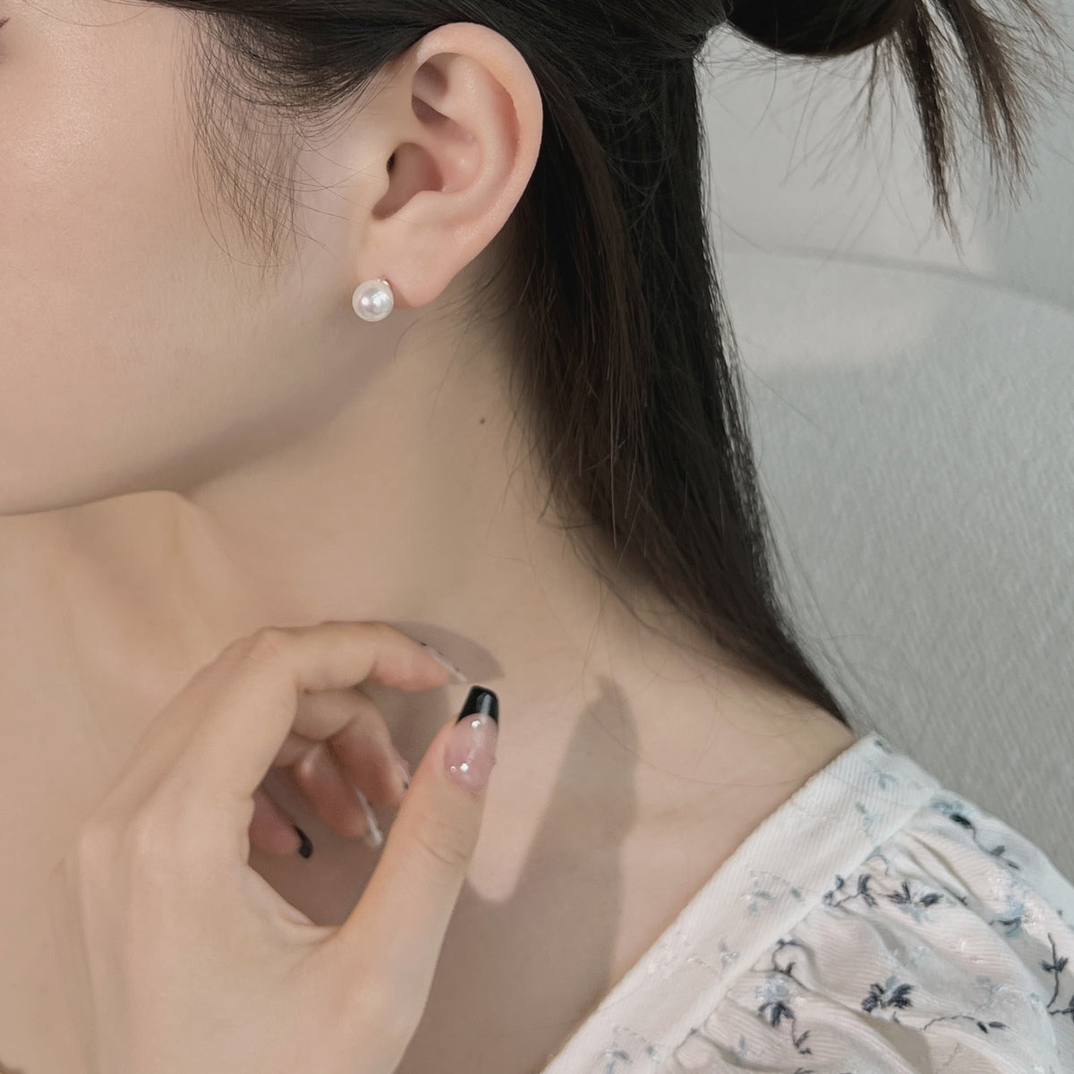 [Kismet Jewels ]Delicate Pearl Earrings
