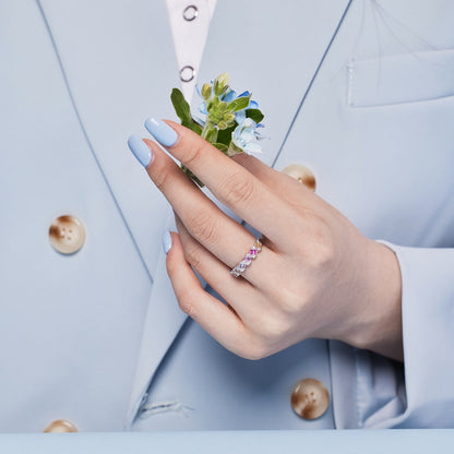 [Kismet Jewels ]Delicate Vibrant Emerald Cut Daily Ring