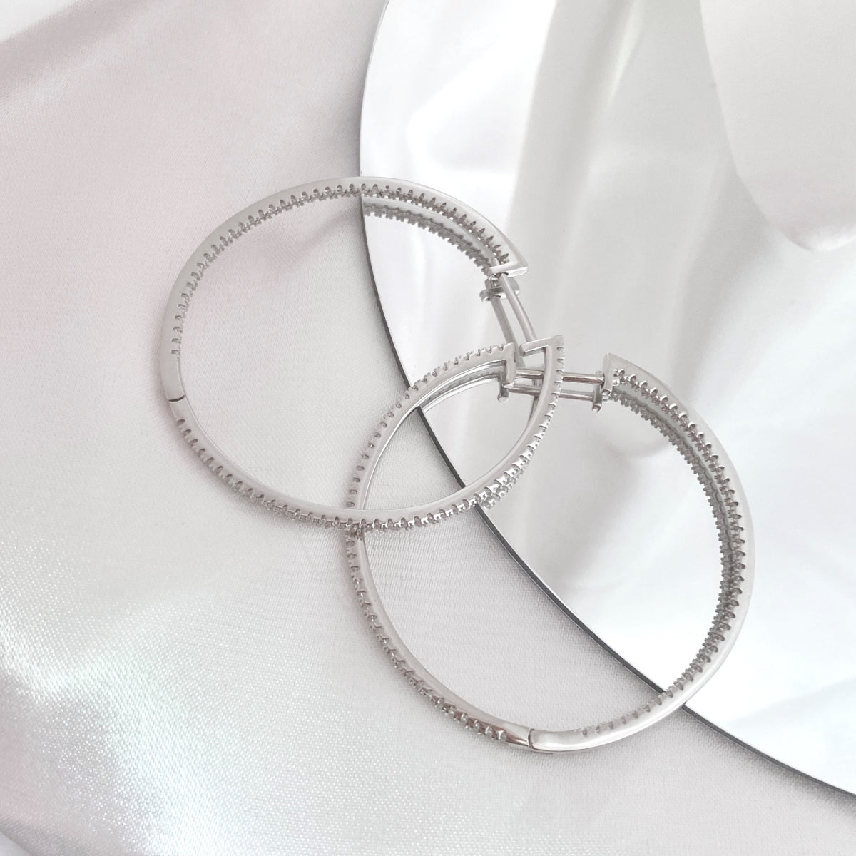 [Kismet Jewels ]Popular Large Hoop Earrings
