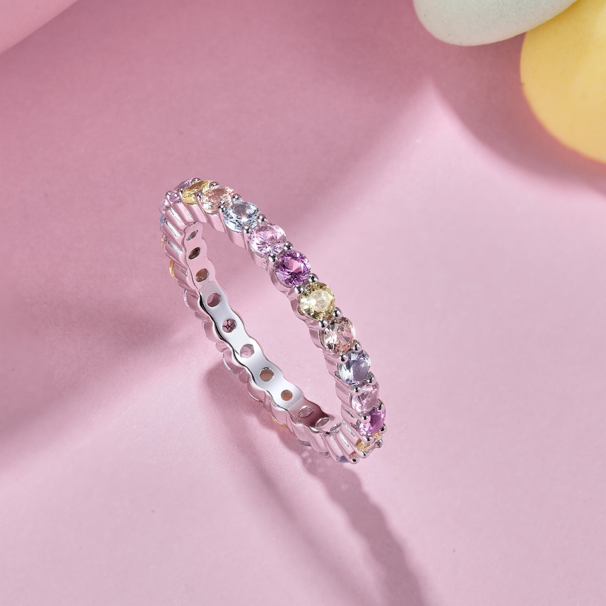 [Kismet Jewels ]Dazzling Resplendent Round Cut Party Ring