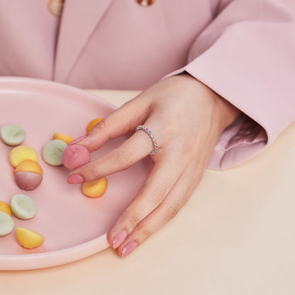 [Kismet Jewels ]Unique Scintillating Round Cut Daily Ring