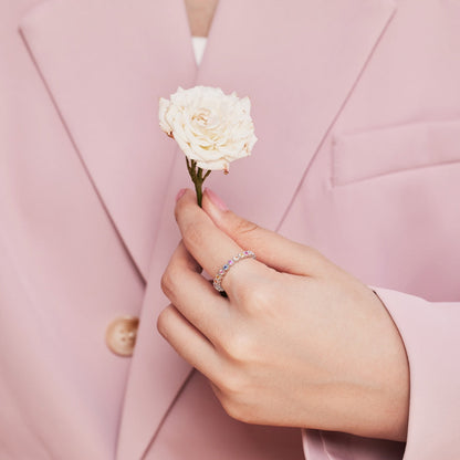 [Kismet Jewels ]Unique Scintillating Round Cut Daily Ring