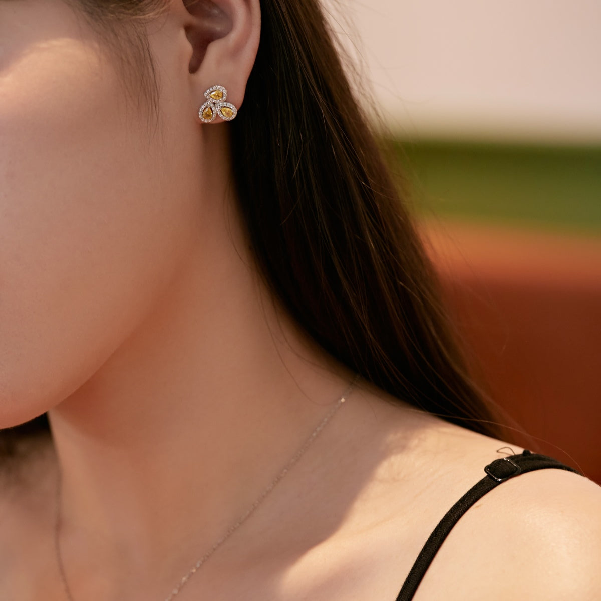 [Kismet Jewels ]Ornate Flower Shape Pear Cut Lover Earrings