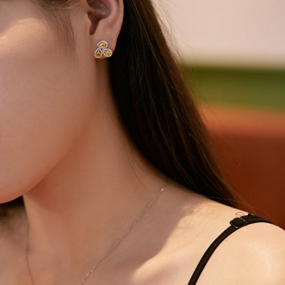[Kismet Jewels ]Ornate Flower Shape Pear Cut Lover Earrings
