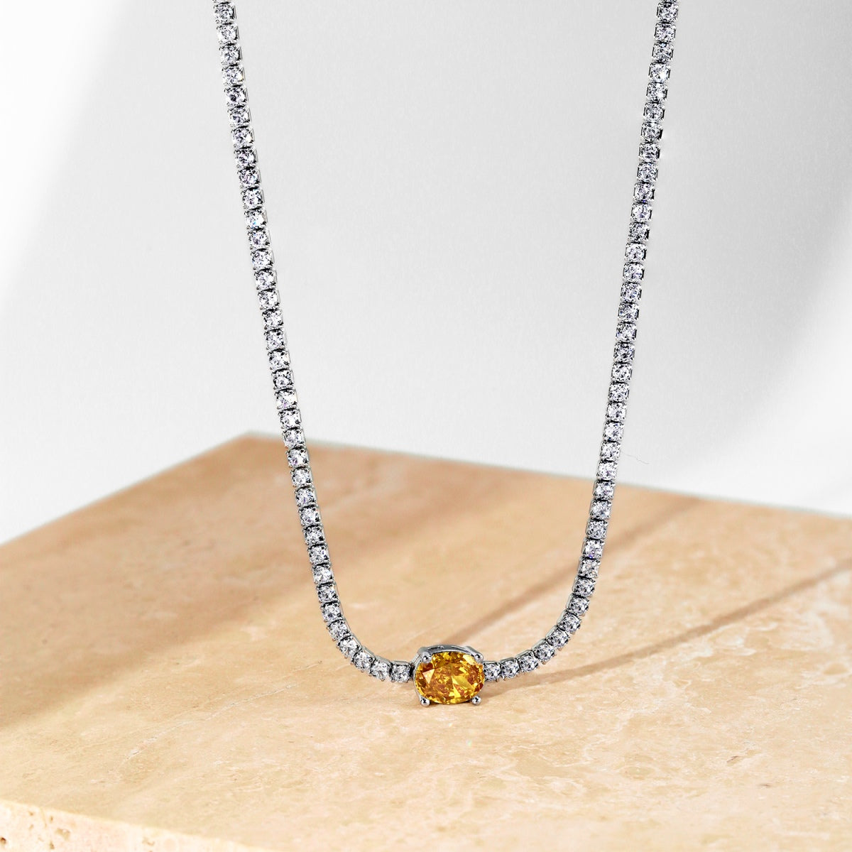 [Kismet Jewels ]1.0 Carat Shining Oval Cut Necklace