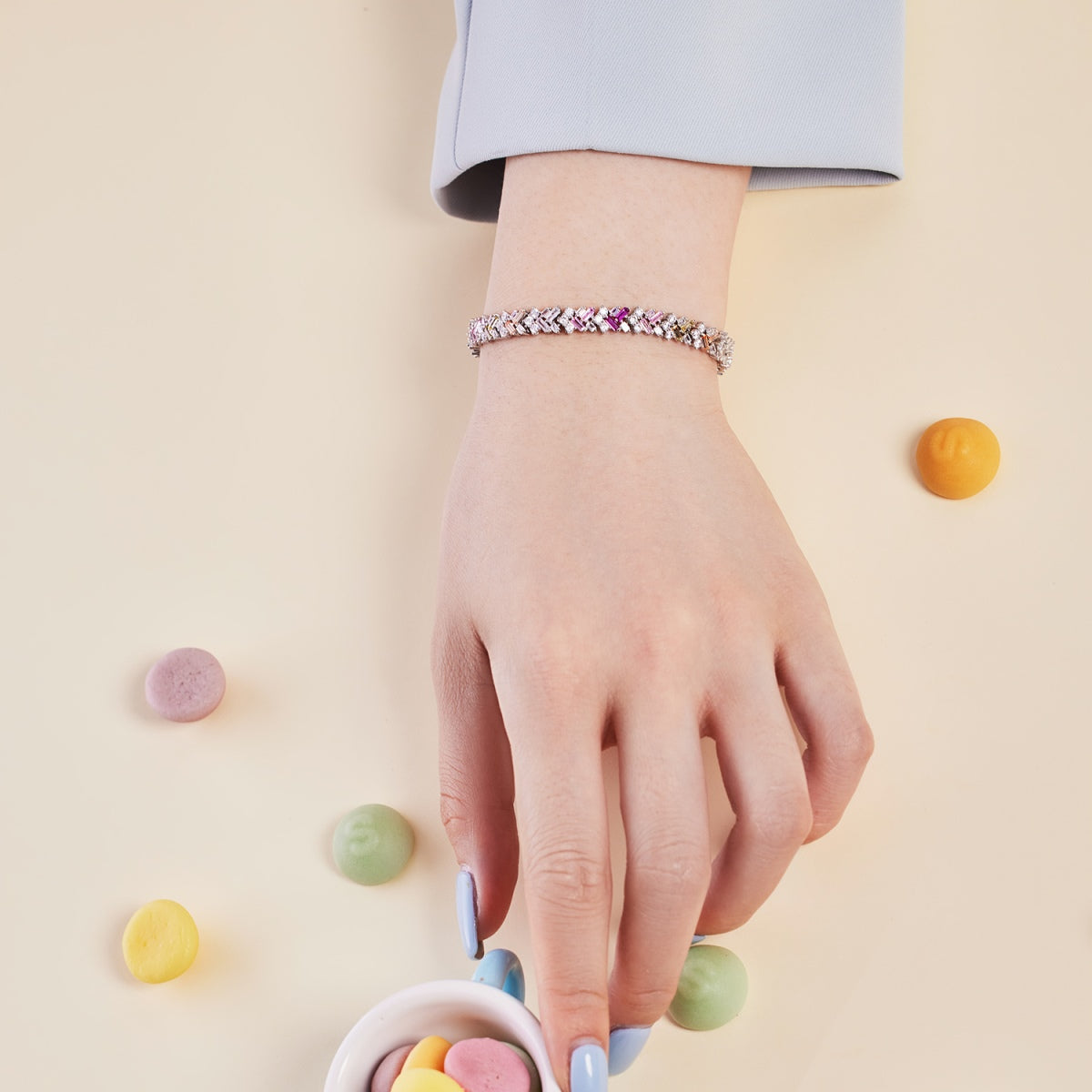 [Kismet Jewels ]Dazzling Unique Multi Shape Daily Bracelet