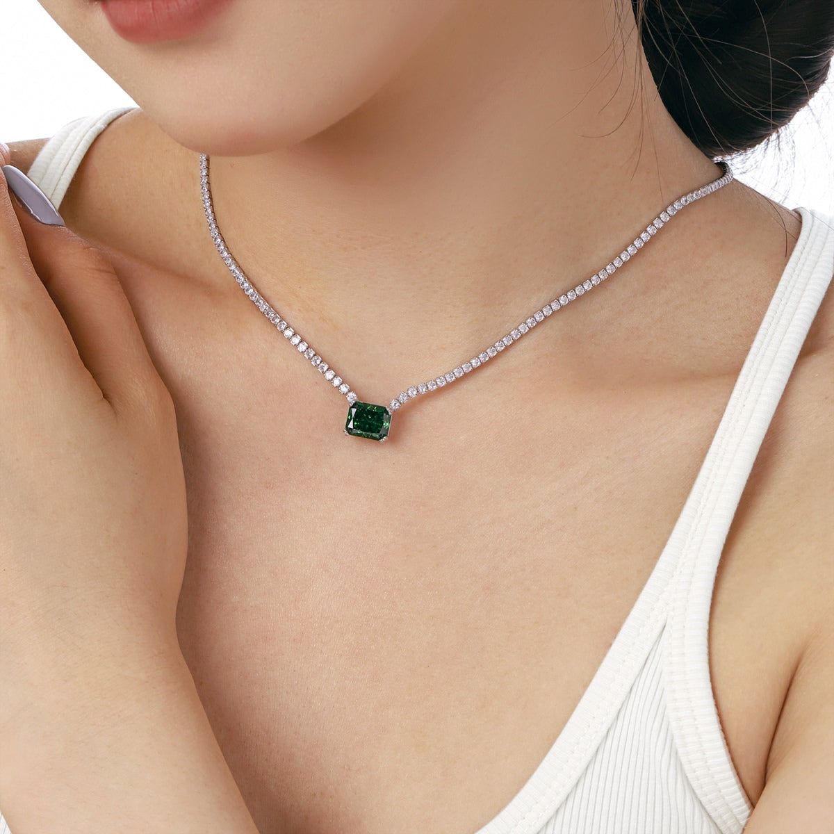 [Kismet Jewels ]4.0 Carat Elegant Radiant Cut Necklace