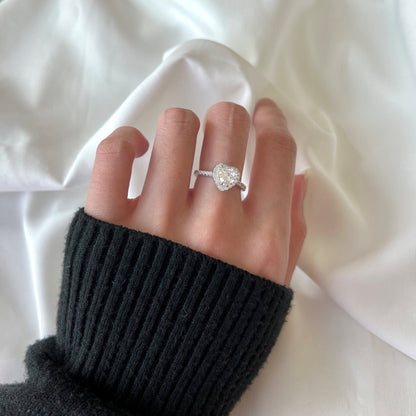 [Kismet Jewels ]Eternity Splashy Romantic Heart Shape Lover Ring