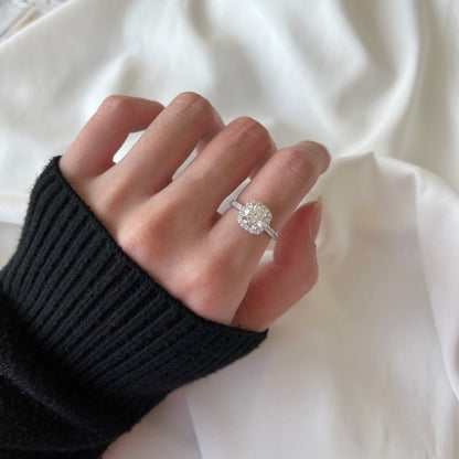[Kismet Jewels ]Dazzling Resplendent Round Cut Wedding Ring