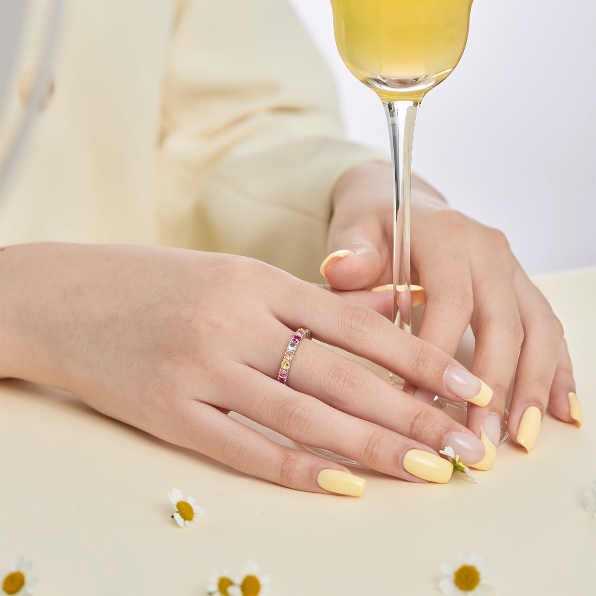 [Kismet Jewels ]Dazzling Lustrous Round Cut Tennis Ring