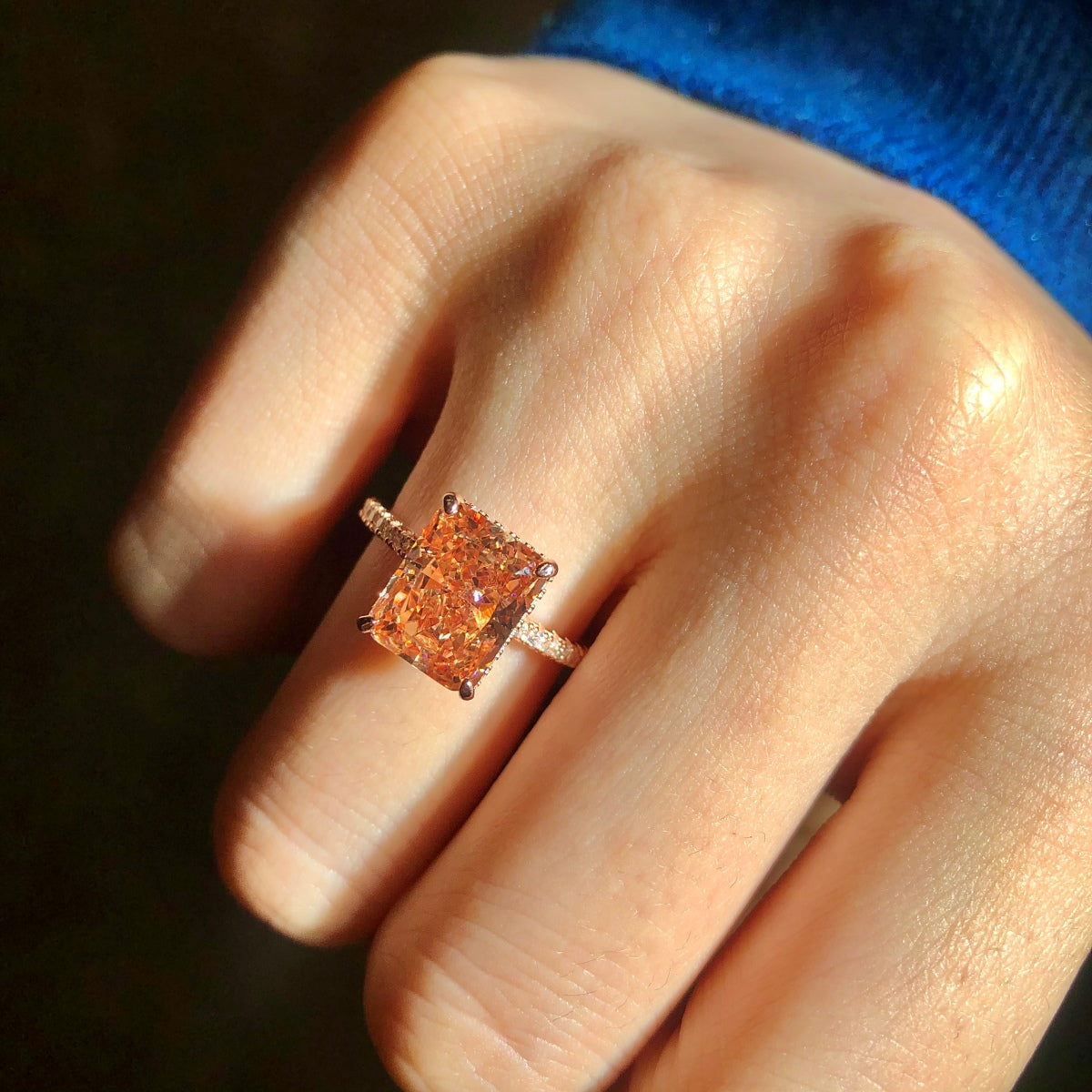[Kismet Jewels ]4.0 Carat Luxurious Engagement Ring