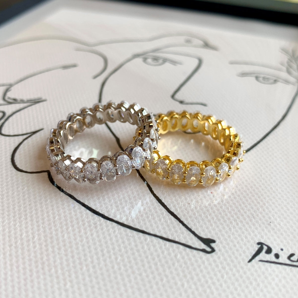 [Kismet Jewels ]Ornate Oval Cut Tennis Ring