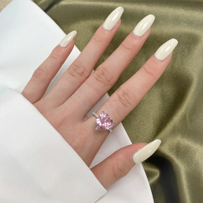 [Kismet Jewels ]6.0 Carat Luxurious Sparkling Romantic Heart Cut Lover Ring