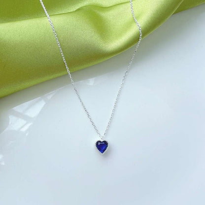 [Kismet Jewels ]Ornate Heart Shape Necklace