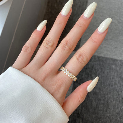 [Kismet Jewels ]Ornate Oval Cut Tennis Ring