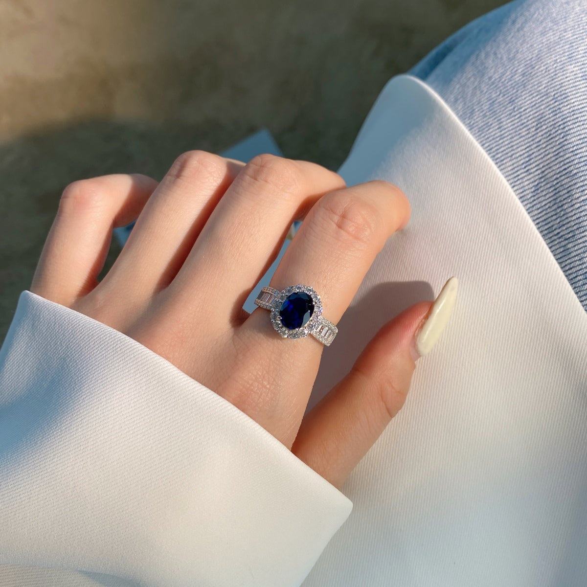 [Kismet Jewels ]1.5 Carat Dazzling Charming Oval Cut Banquet Ring