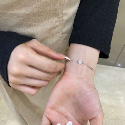 [Kismet Jewels ]Dazzling Round Cut Shape Bracelet