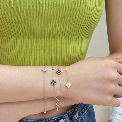 [Kismet Jewels ]Delicate Four Leaf Clover Bracelet