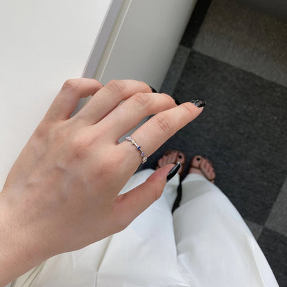 [Kismet Jewels ]Unique Trapezoid Cut Daily Ring