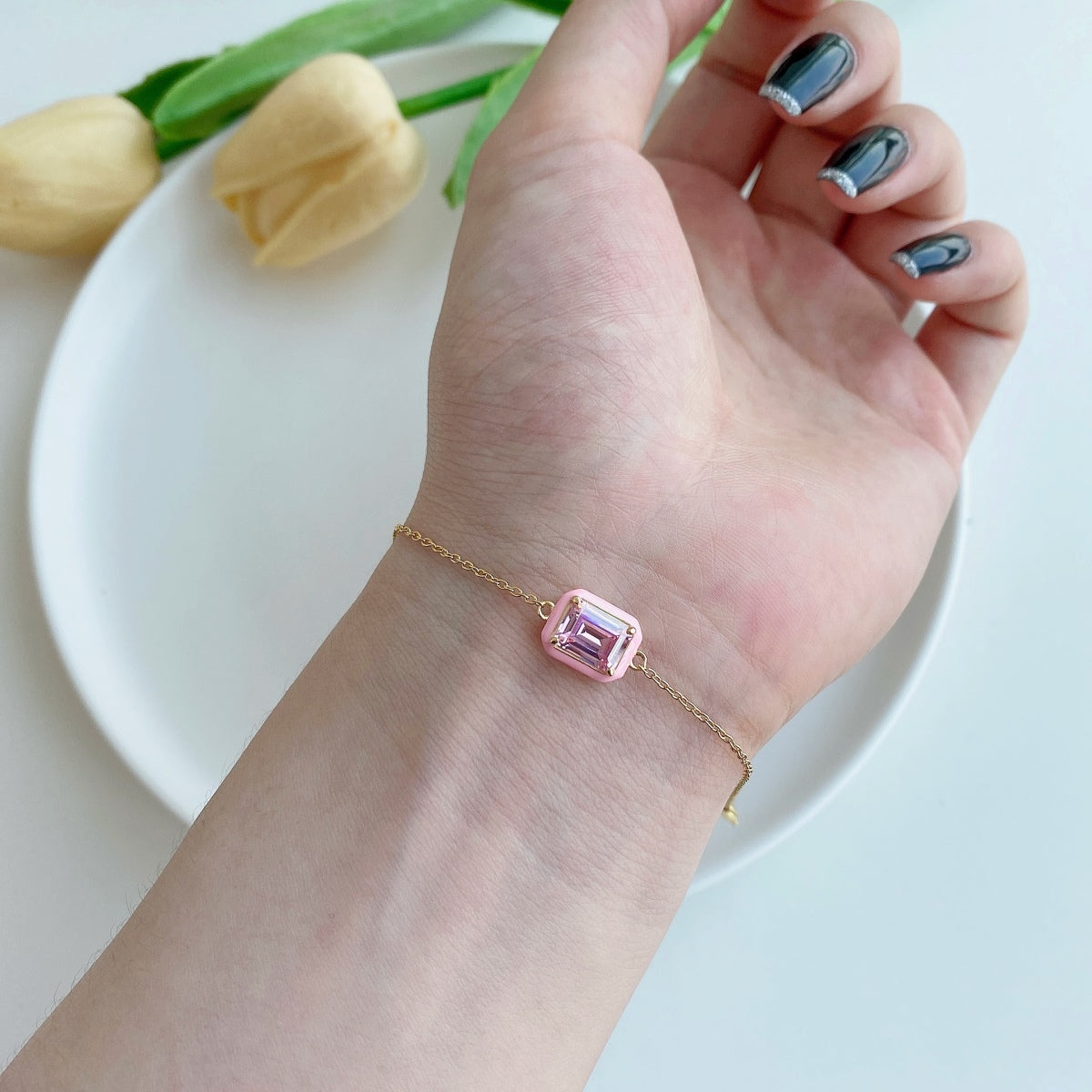 [Kismet Jewels ]2.0 Carat Sparkling Colorful Emerald Cut Daily Bracelet