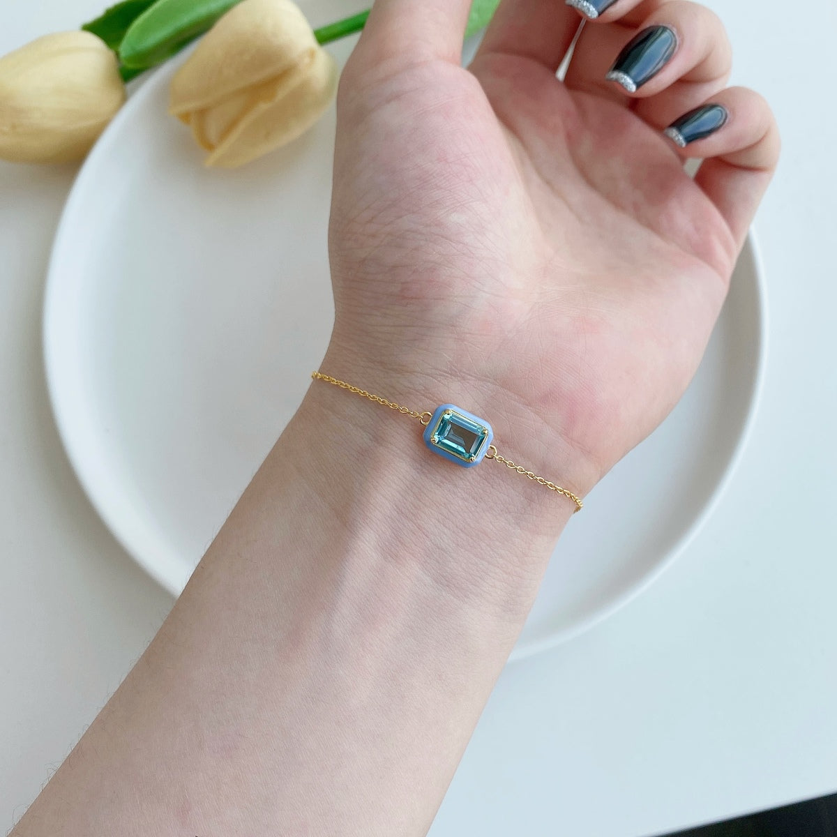 [Kismet Jewels ]2.0 Carat Sparkling Colorful Emerald Cut Daily Bracelet
