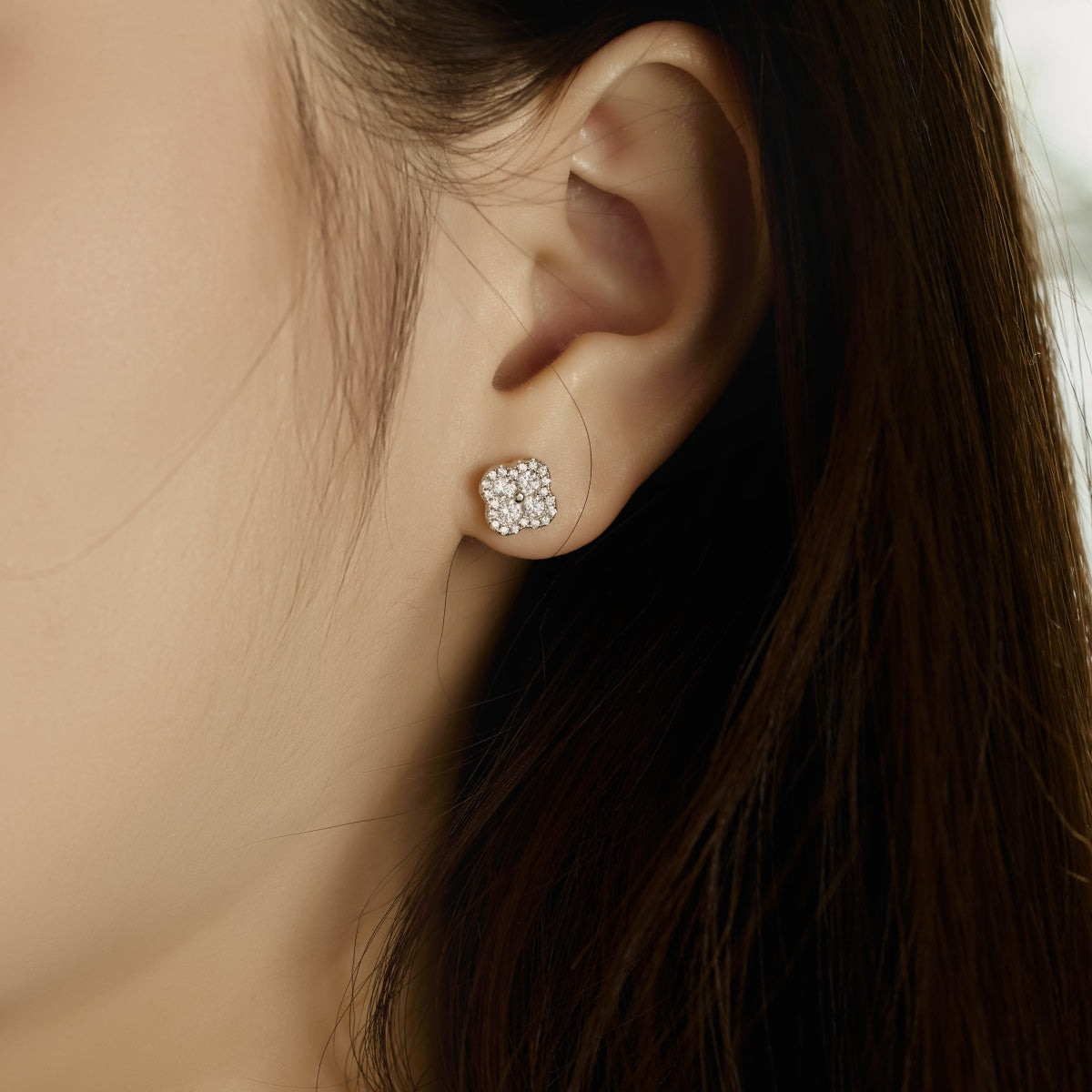 [Kismet Jewels ]Four-Leaf Clover Flower Shaped Earrings