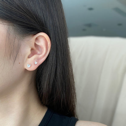 [Kismet Jewels ]Sparkling Heart Shaped Simple Earrings