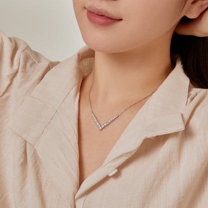 [Kismet Jewels ]Ornate Round Cut Necklace