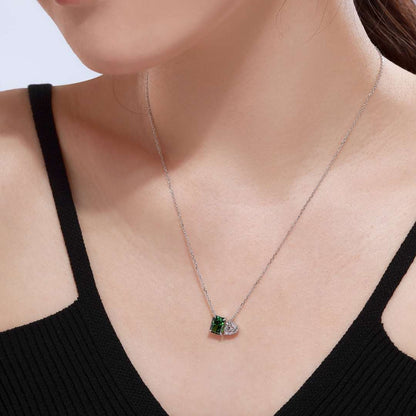 [Kismet Jewels ]Dazzling Square & Heart Shape Necklace