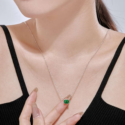 [Kismet Jewels ]Luxurious Square Shape Colorful Necalack