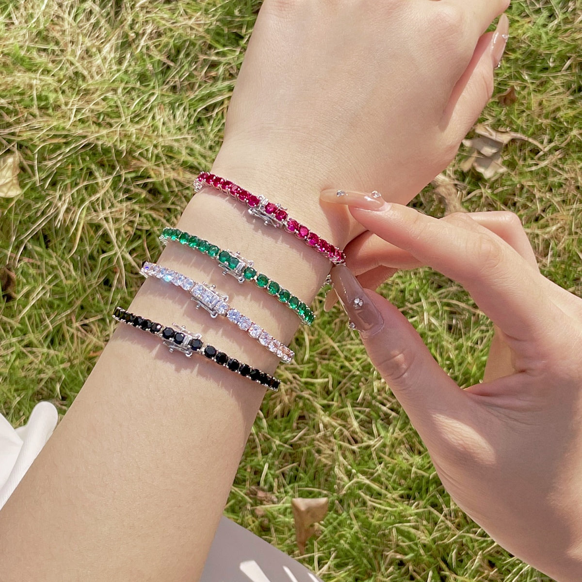 [Kismet Jewels ]Radiant Colorful Round Cut Party Bracelet