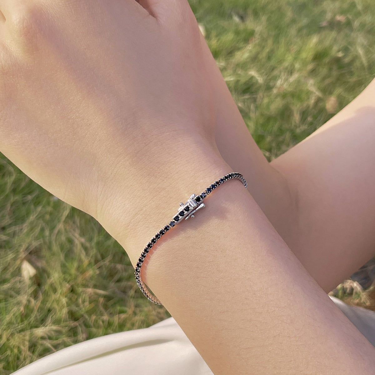 [Kismet Jewels ]Radiant Colorful Round Cut Party Bracelet