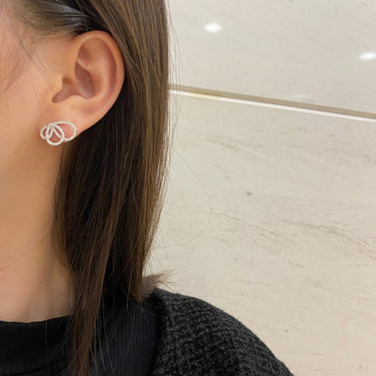 [Kismet Jewels ]Exquisite Butterfly Shape Earrings