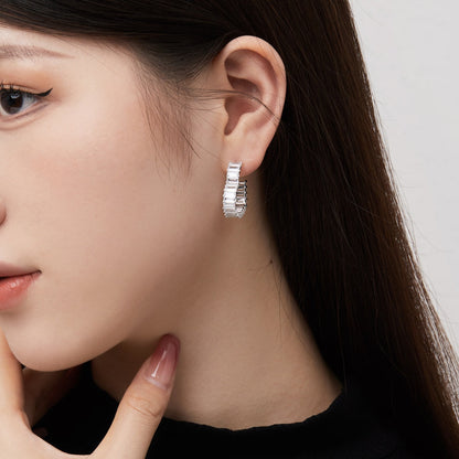 [Kismet Jewels ]Radiant Heart Cutout Earrings