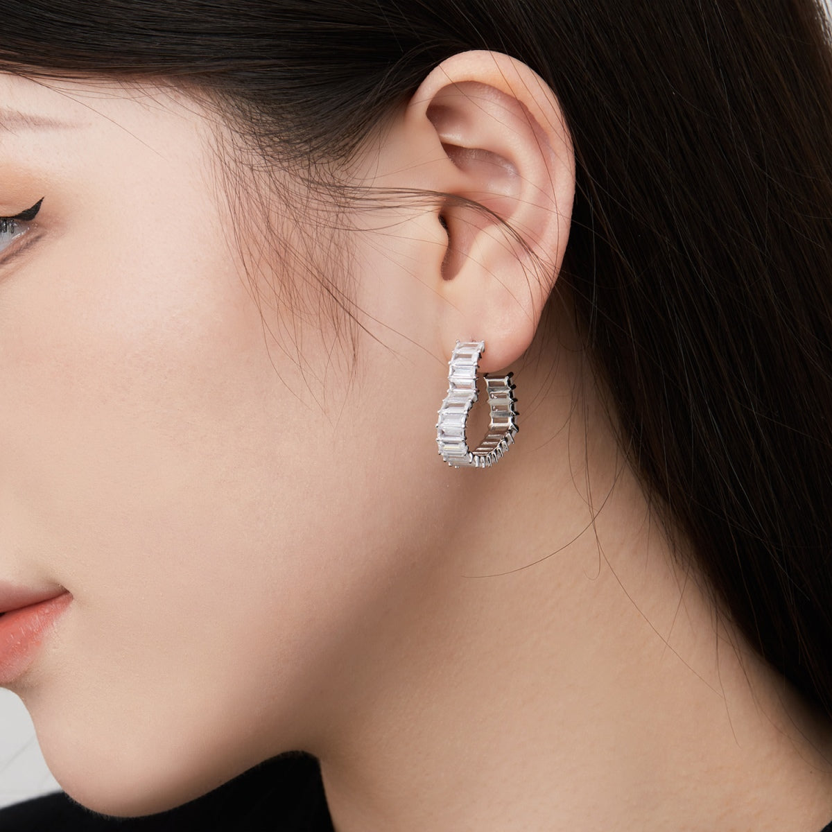 [Kismet Jewels ]Radiant Heart Cutout Earrings