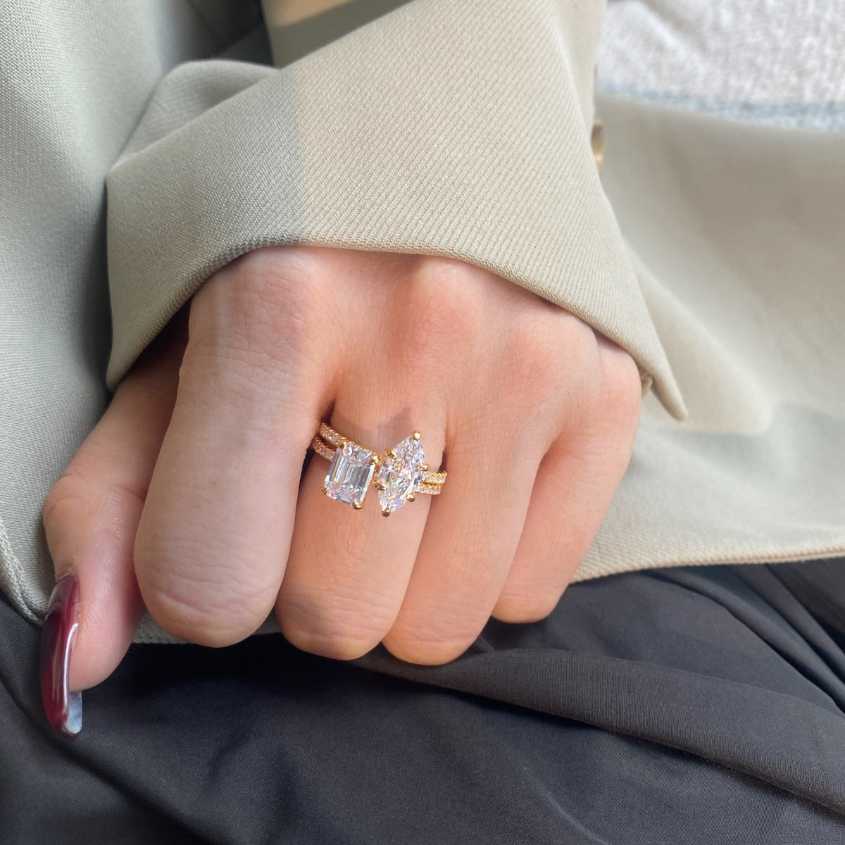 [Kismet Jewels ]2.0 Carat Scintillating Ornate Radiant Cut Party Ring