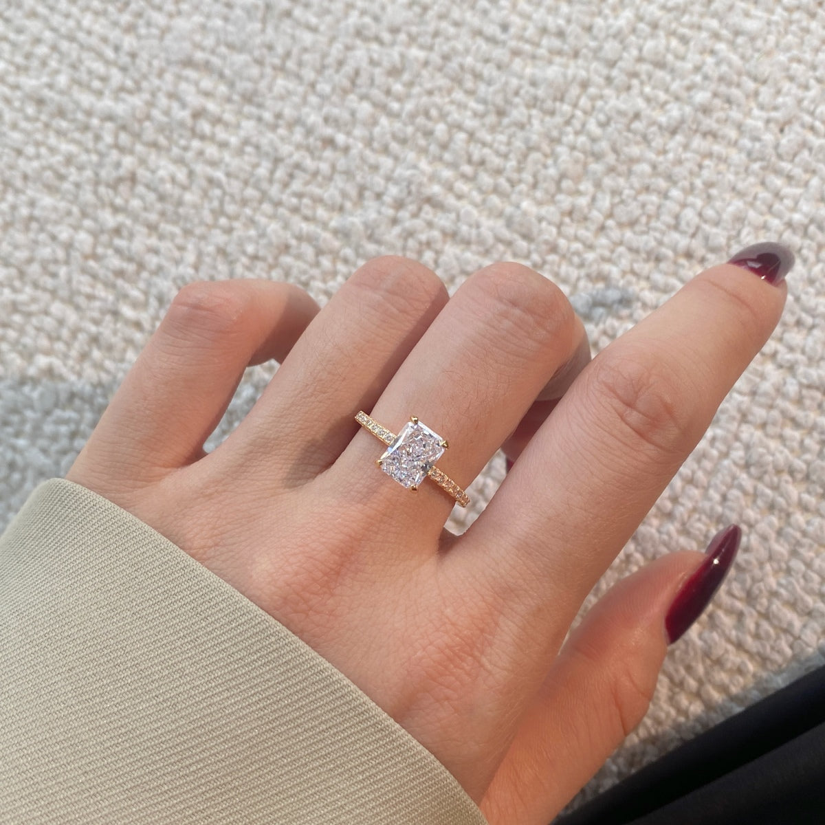 [Kismet Jewels ]2.0 Carat Dazzling Sparkling Radiant Cut Party Ring