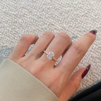[Kismet Jewels ]2.0 Carat Dazzling Sparkling Radiant Cut Party Ring