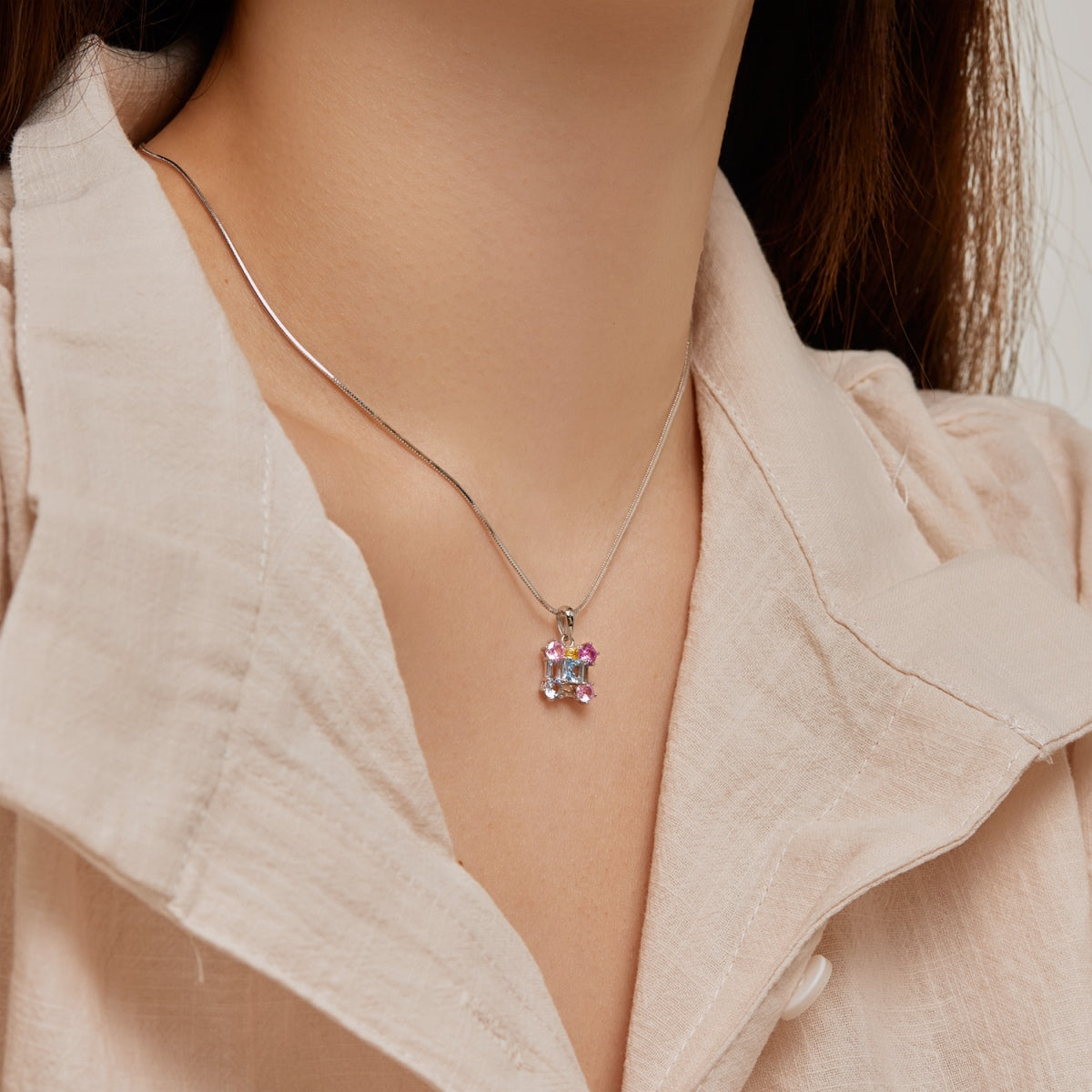 [Kismet Jewels ]Gorgeous Multi Colorful Necklace