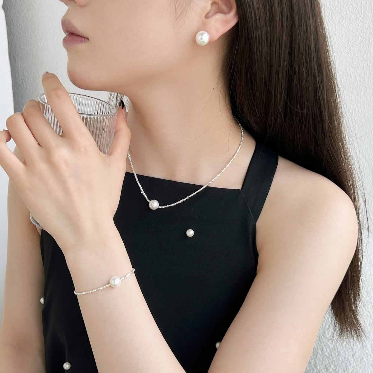 [Kismet Jewels ]Delicate Pearl Earrings