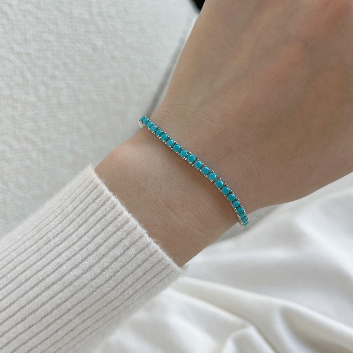 [Kismet Jewels ]Dainty Charming Round Cut Tennis Bracelet