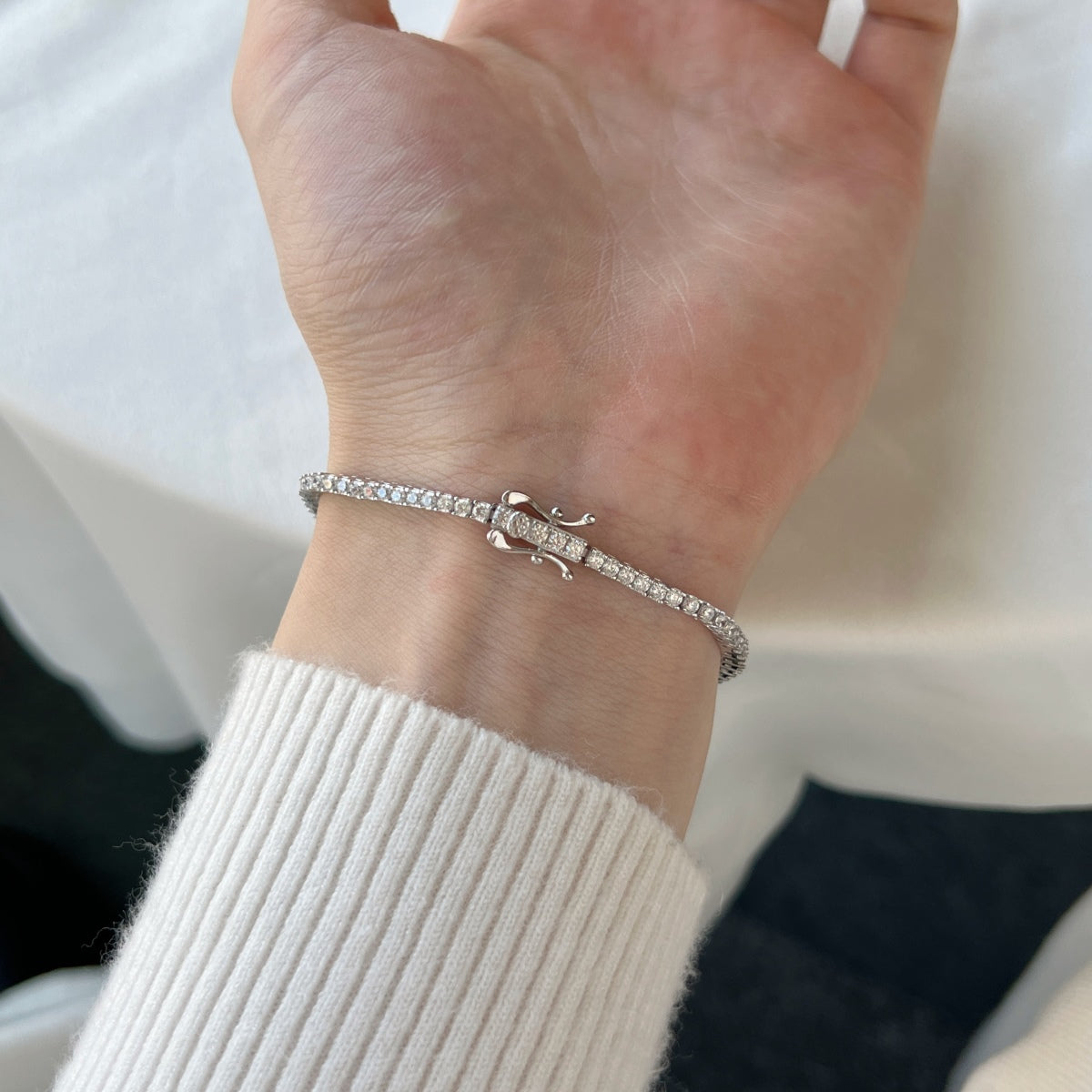 [Kismet Jewels ]Dazzling Exquisite Round Cut Daily Bracelet