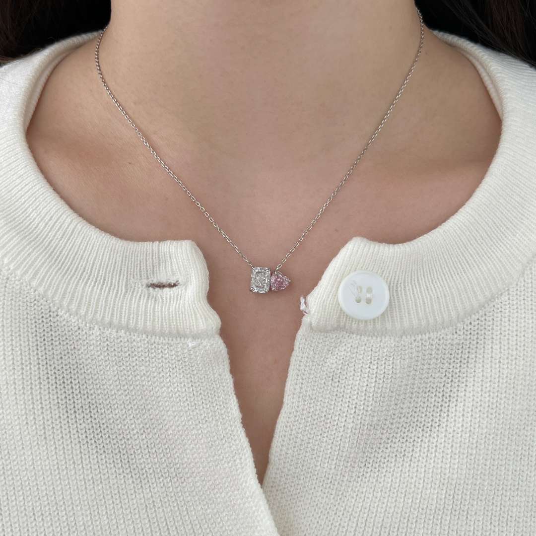 [Kismet Jewels ]Dazzling Square & Heart Shape Necklace