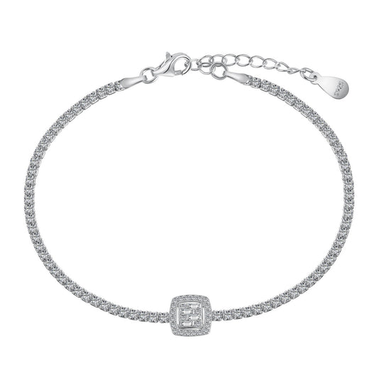 [Kismet Jewels ]Luxurious Dazzling Square Shape Banquet Bracelet