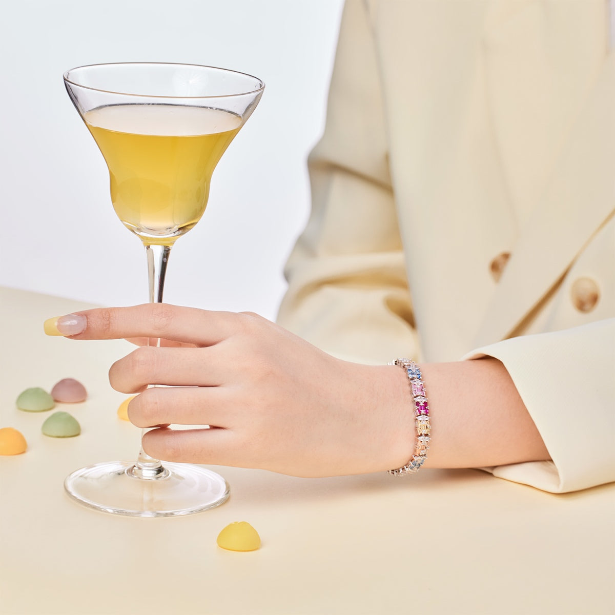 [Kismet Jewels ]Delicate Colorful Multi Cut Party Bracelet