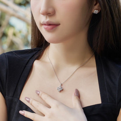 [Kismet Jewels ]Heart-Shaped Four-Leaf Clover Bead Necklace