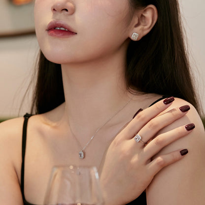 [Kismet Jewels ]1.0 Carat Luxurious Dainty Emerald Cut Daily Earrings