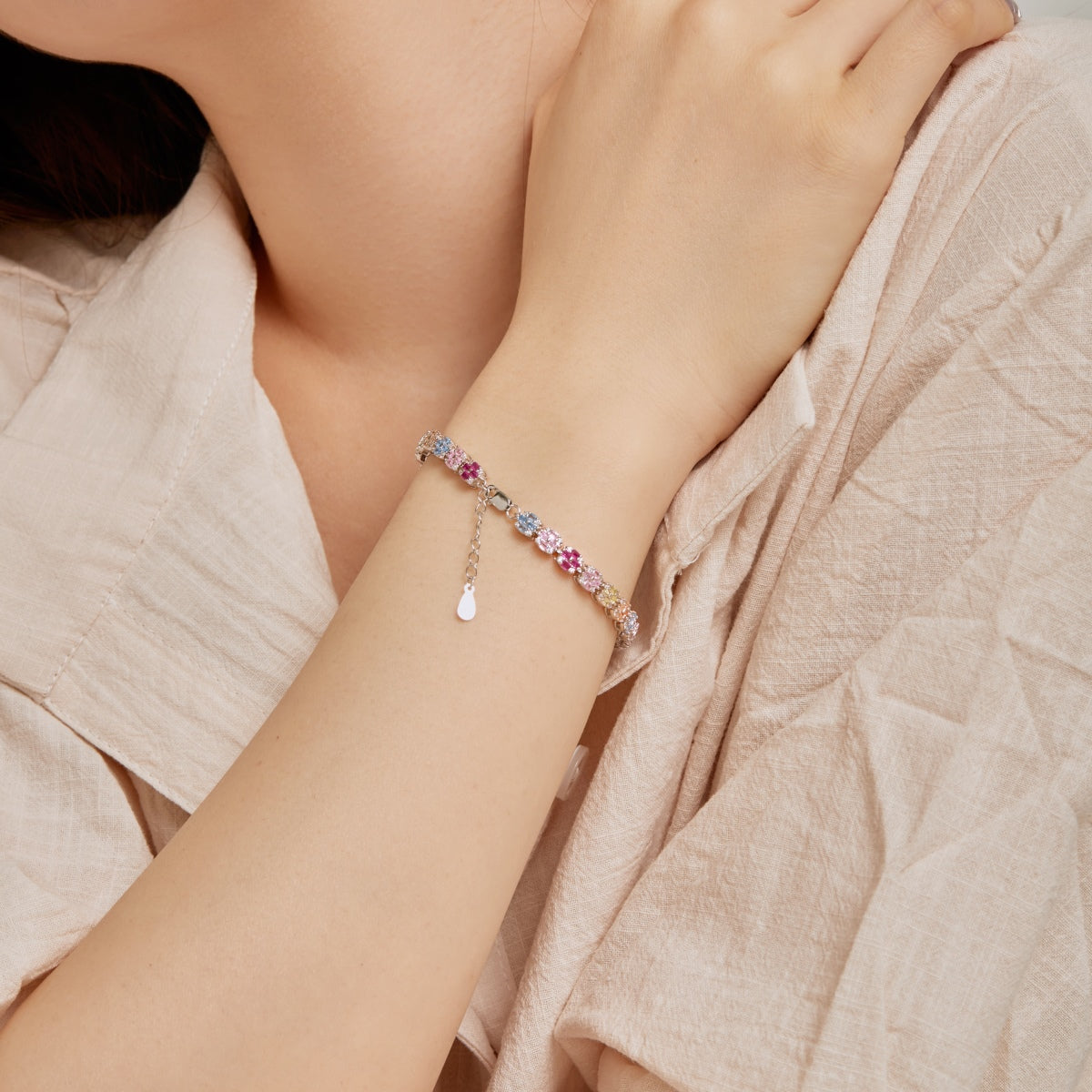 [Kismet Jewels ]Delicate Colorful Emerald Cut Daily Bracelet