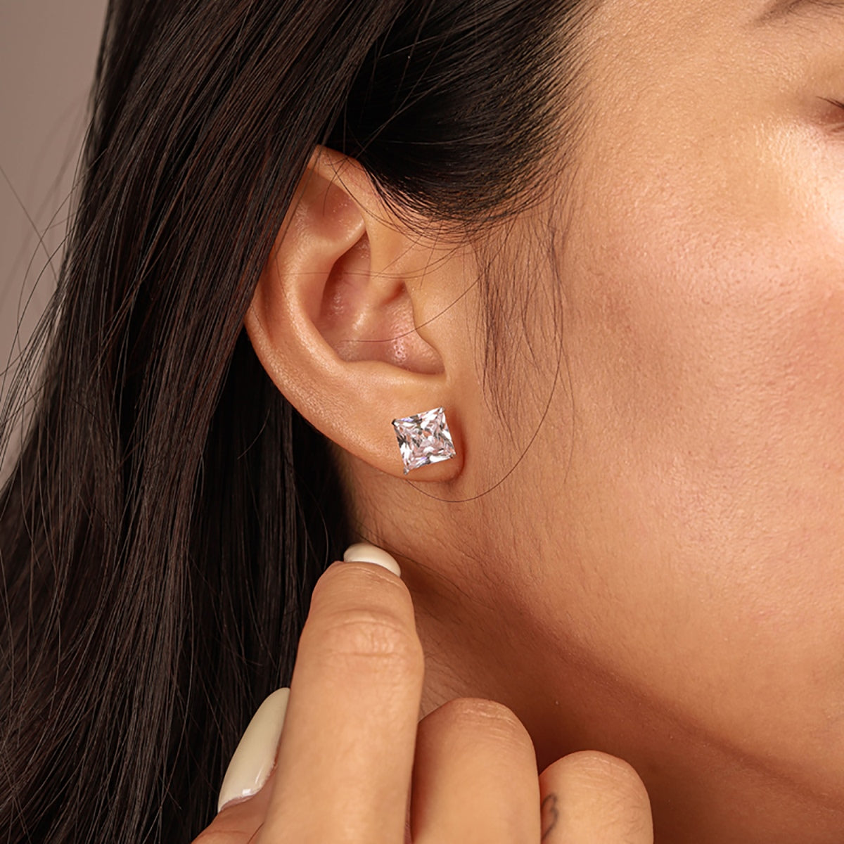 [Kismet Jewels ]Ornate Square Shape Earrings